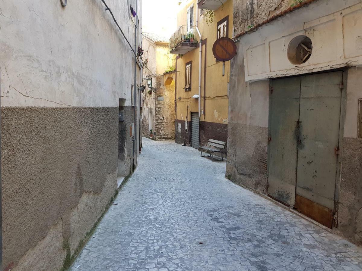 La Dimora Di Ares Formia Exterior foto